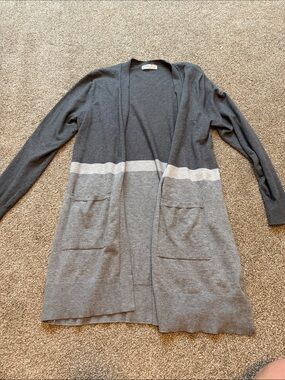 ET EAIS Open-Front Two-Tone Gray Knit Cardigan